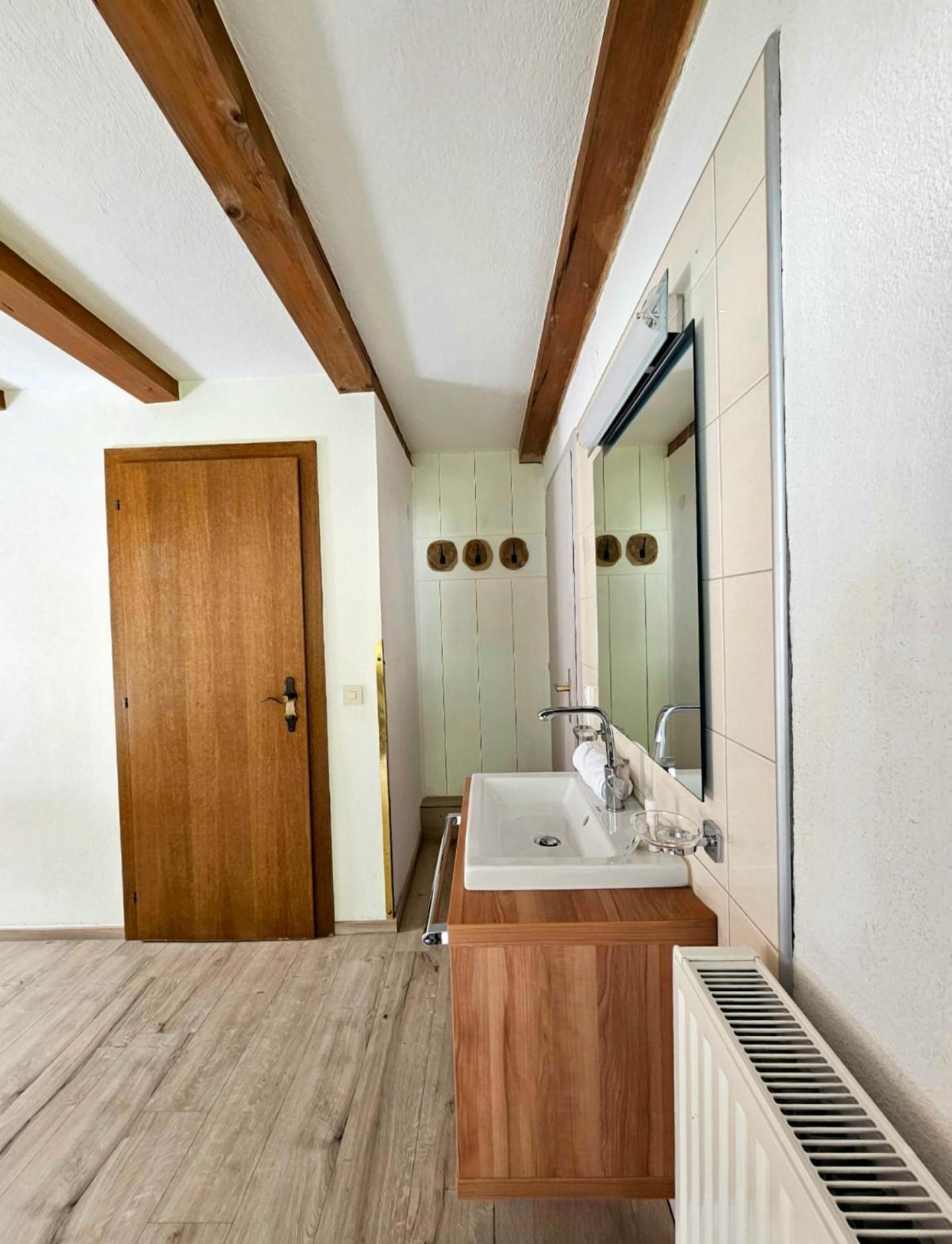 לינה וארוחת בוקר יארצנס Haus Marinus מראה חיצוני תמונה